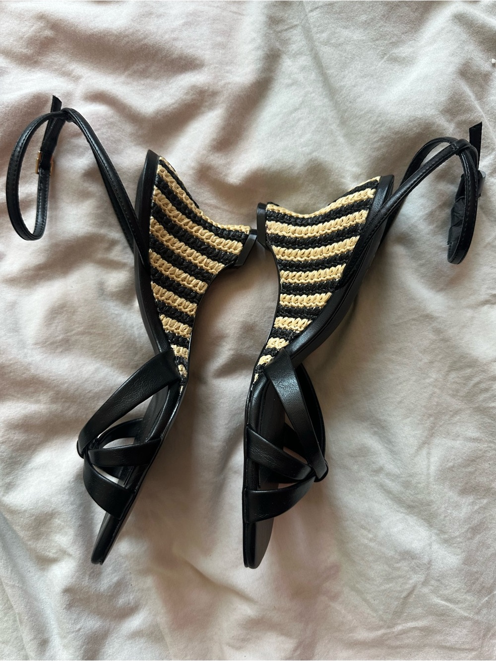NEw Aldo Strappy Raffia Wedge Sandals Black Beige Resort Heels US 6 - Picture 3 of 9